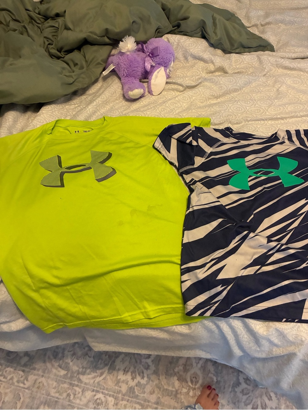 Under Armour Neon Yellow Tee & Navy Zebra-Print Tee - 2 Pack